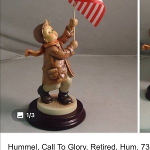 Hummel Boy with flag